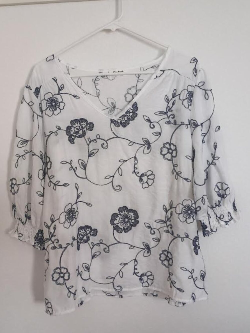 KINDRED WOMEN'S TOP BLUE SILVER FLORAL EMBROIDERY 3/4 SLEEVE BOHO SIZE XL NWT